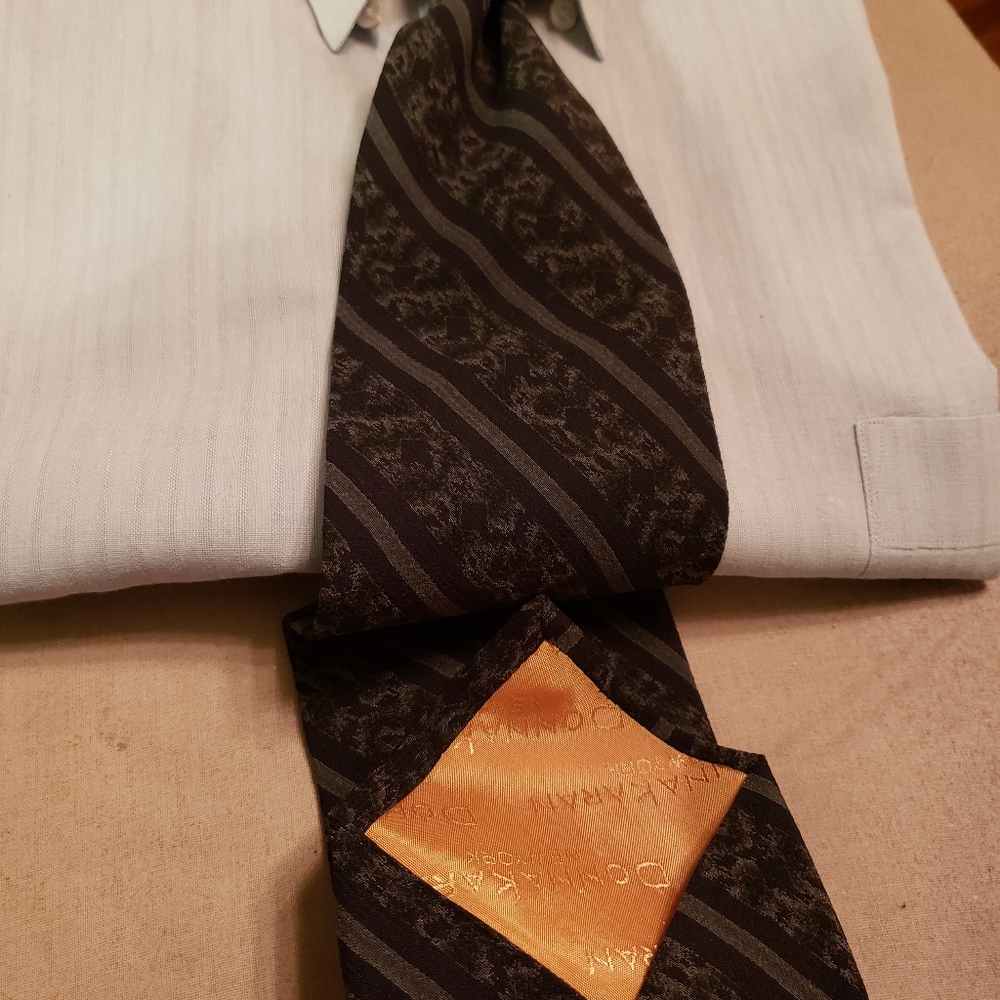 Donna Karan vintage gray silk tie